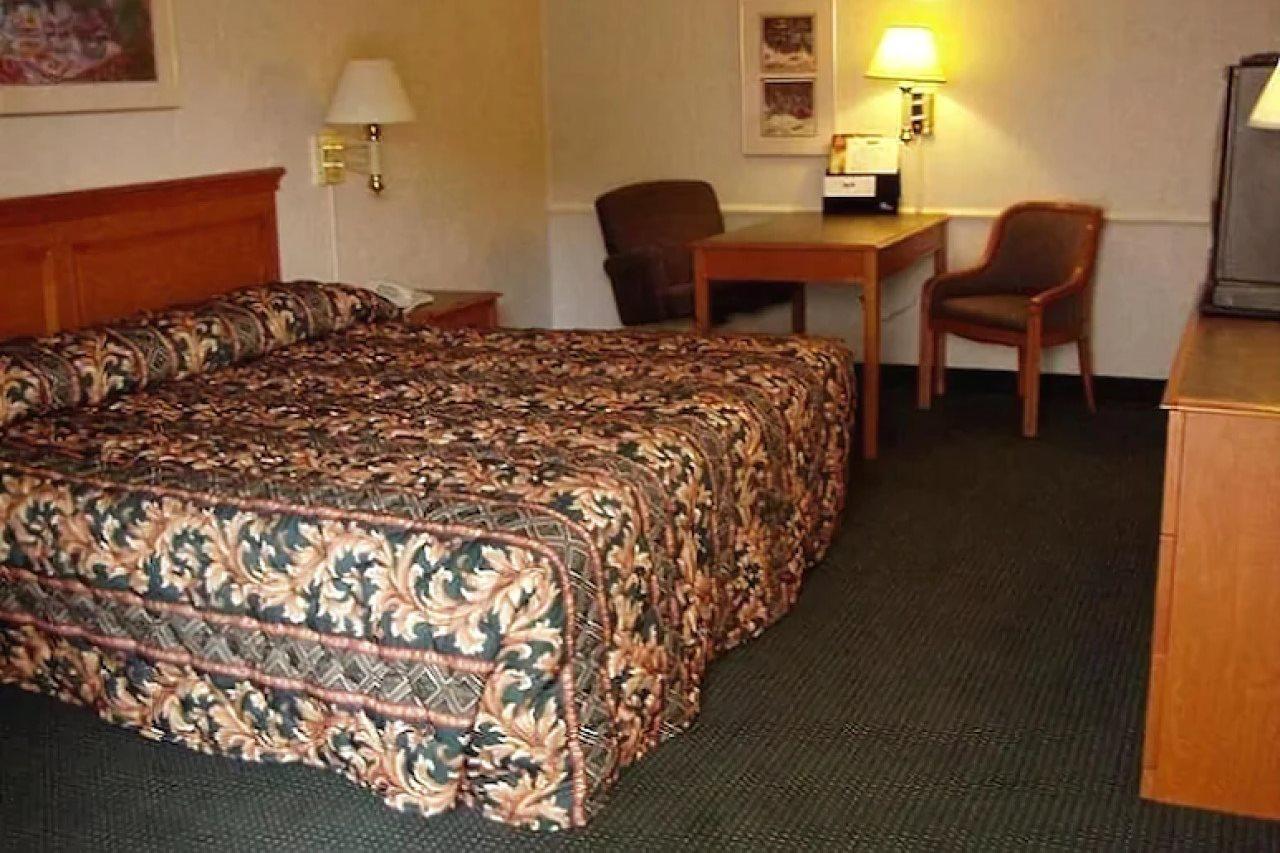 America'S Inn Хюстън Екстериор снимка